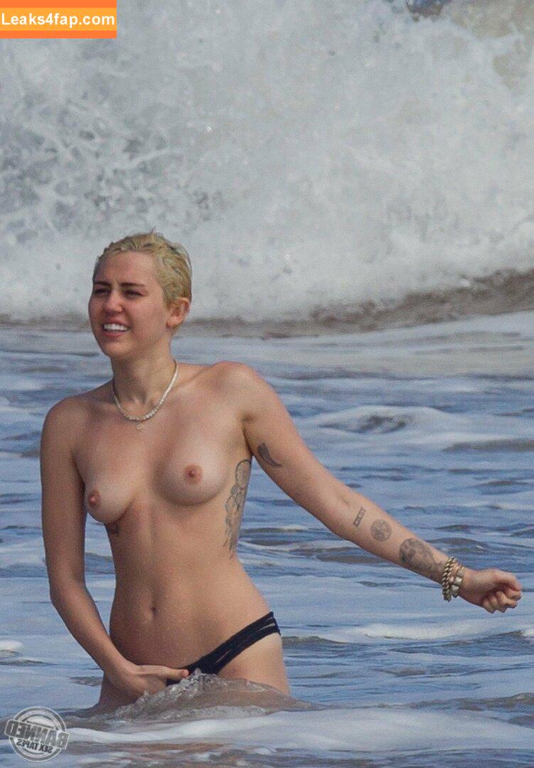 Miley Cyrus / https: / mileycyrus leaked photo photo #1524