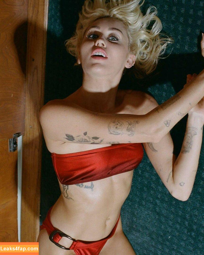 Miley Cyrus / MileyCyrus leaked photo photo #1643