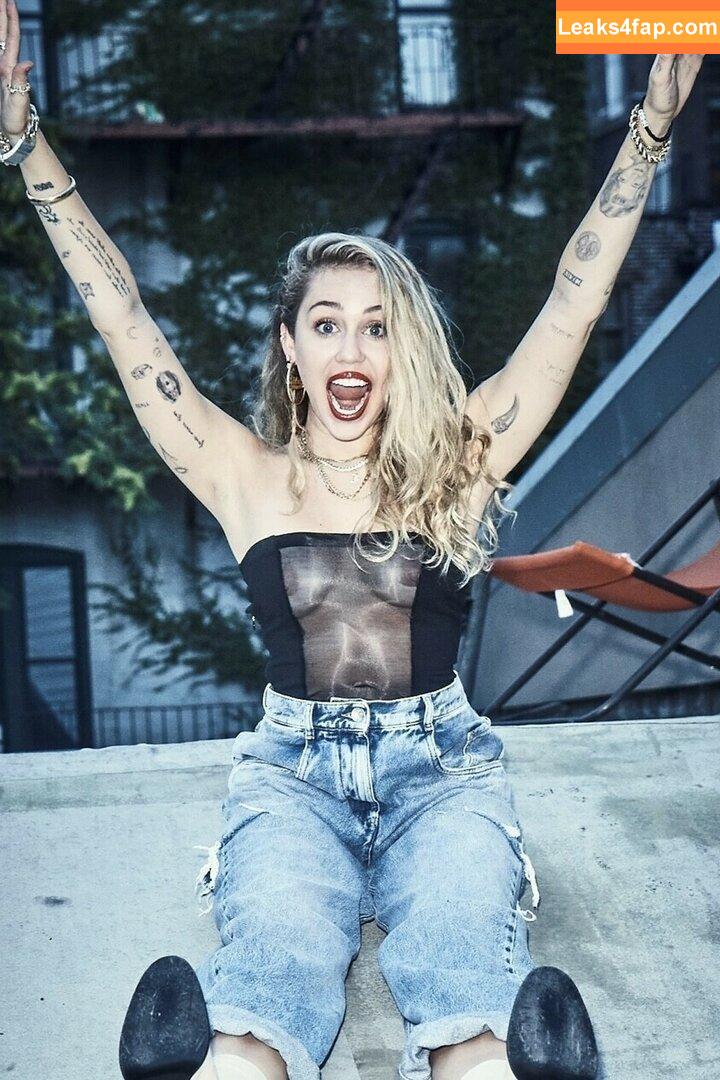 Miley Cyrus / MileyCyrus leaked photo photo #1668