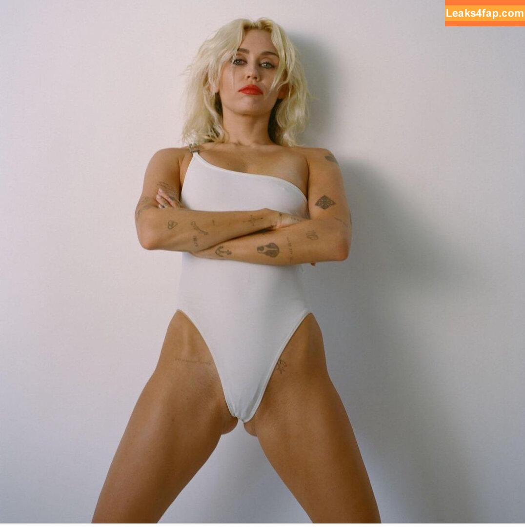 Miley Cyrus / MileyCyrus leaked photo photo #1687