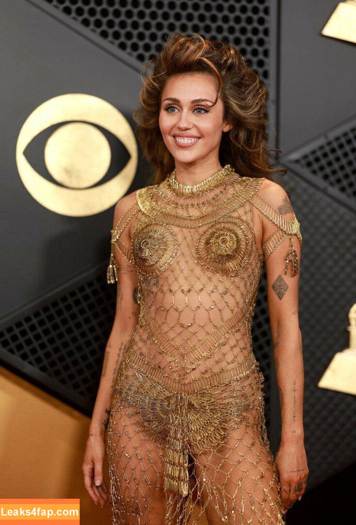 Miley Cyrus / MileyCyrus leaked photo photo #1697