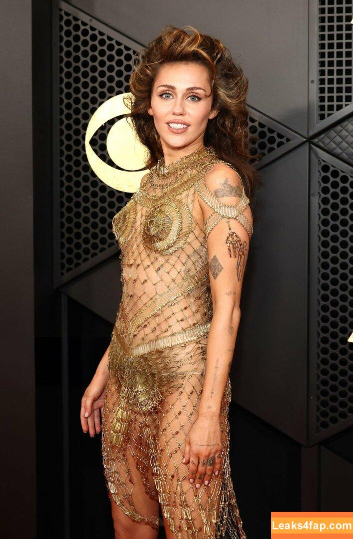 Miley Cyrus / MileyCyrus leaked photo photo #1704