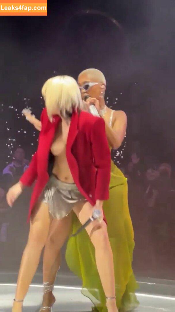 Miley Cyrus / https: / mileycyrus слитое фото фото #1818