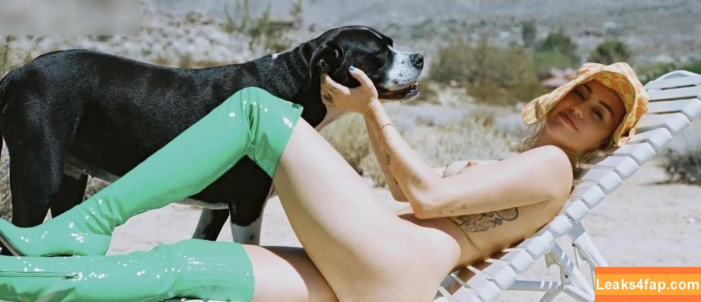 Miley Cyrus / https: / mileycyrus leaked photo photo #1901