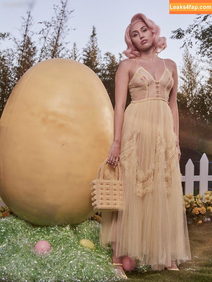 Miley Cyrus / https: / mileycyrus слитое фото фото #1932