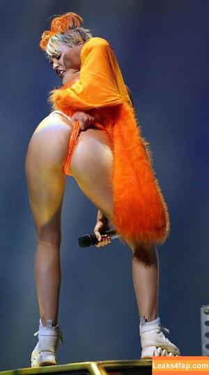 Miley Cyrus photo #1002