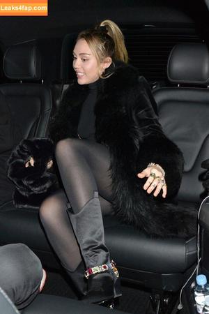 Miley Cyrus photo #1009