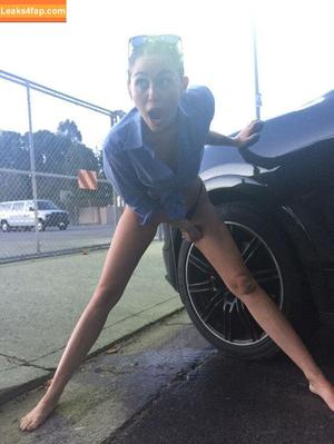 Miley Cyrus photo #1069