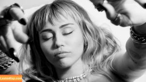 Miley Cyrus photo #1083