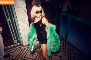 Miley Cyrus photo #1127