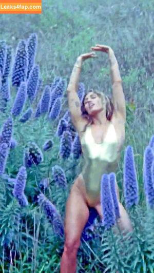 Miley Cyrus photo #1170
