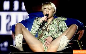 Miley Cyrus photo #1207