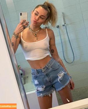 Miley Cyrus photo #1218
