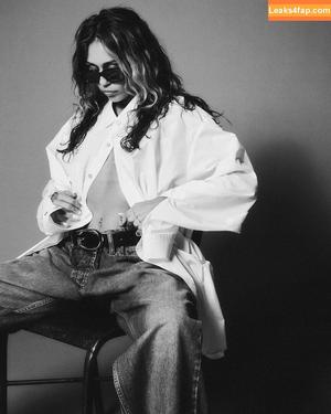 Miley Cyrus photo #1250