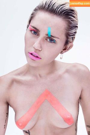 Miley Cyrus photo #1372