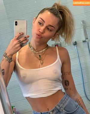 Miley Cyrus photo #1408