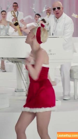 Miley Cyrus photo #1638