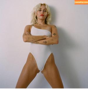 Miley Cyrus photo #1687
