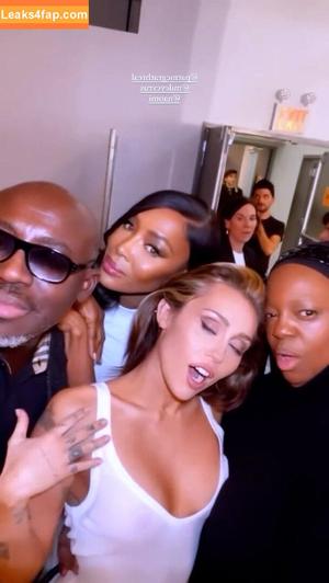 Miley Cyrus photo #1740