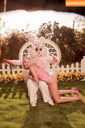 Miley Cyrus photo #1815