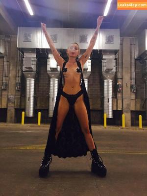 Miley Cyrus photo #1859