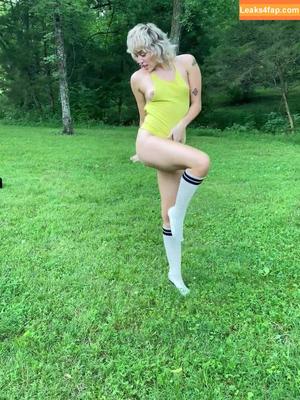 Miley Cyrus photo #1882