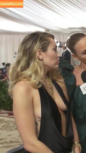 Miley Cyrus photo #1884