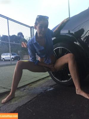 Miley Cyrus photo #1906