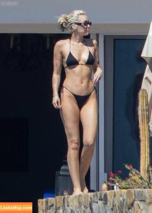 Miley Cyrus photo #1997