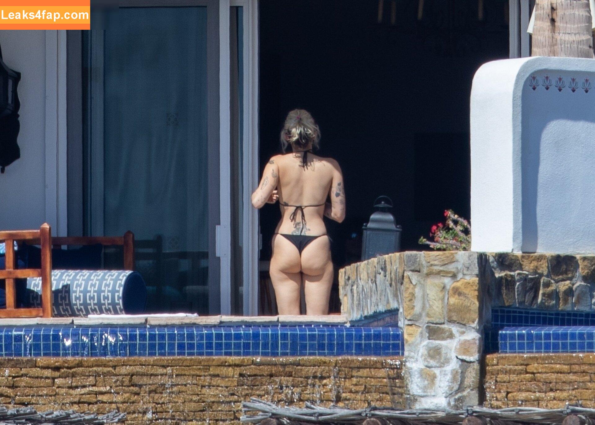 Miley Cyrus / https: / mileycyrus leaked photo photo #2018