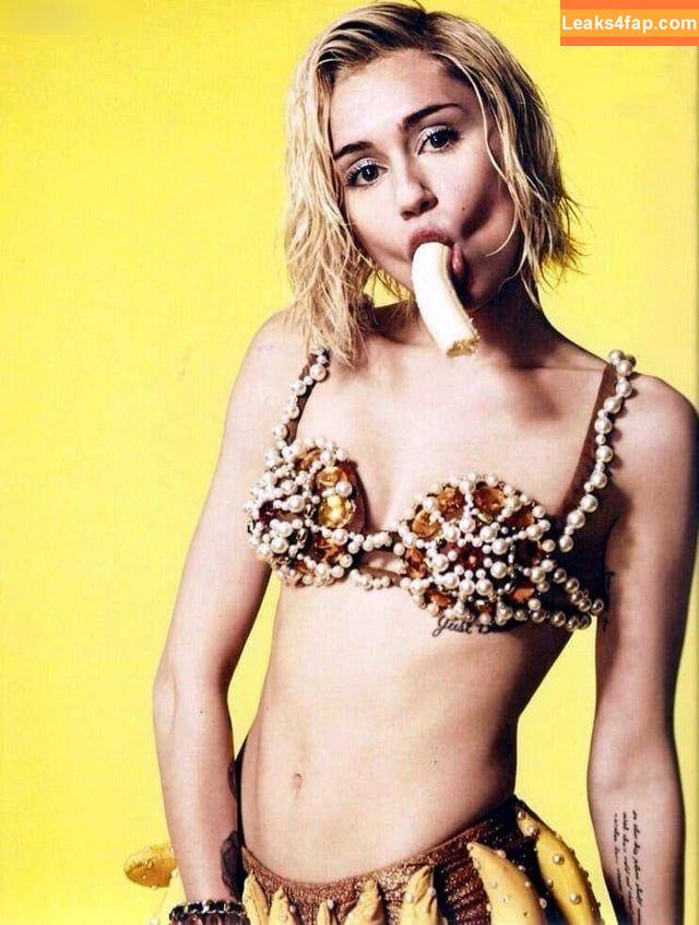 Miley Cyrus / https: / mileycyrus leaked photo photo #2121