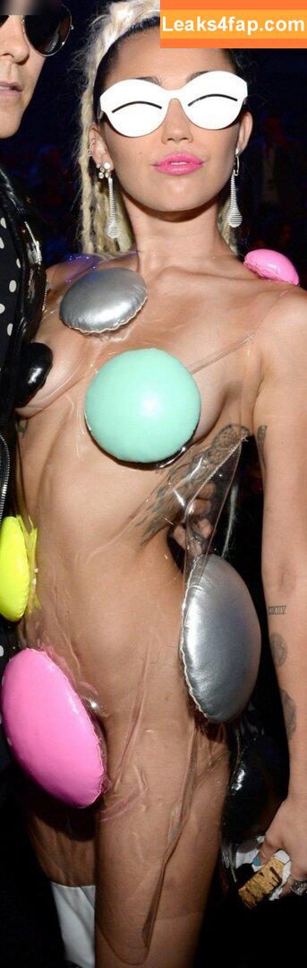 Miley Cyrus / MileyCyrus leaked photo photo #2292