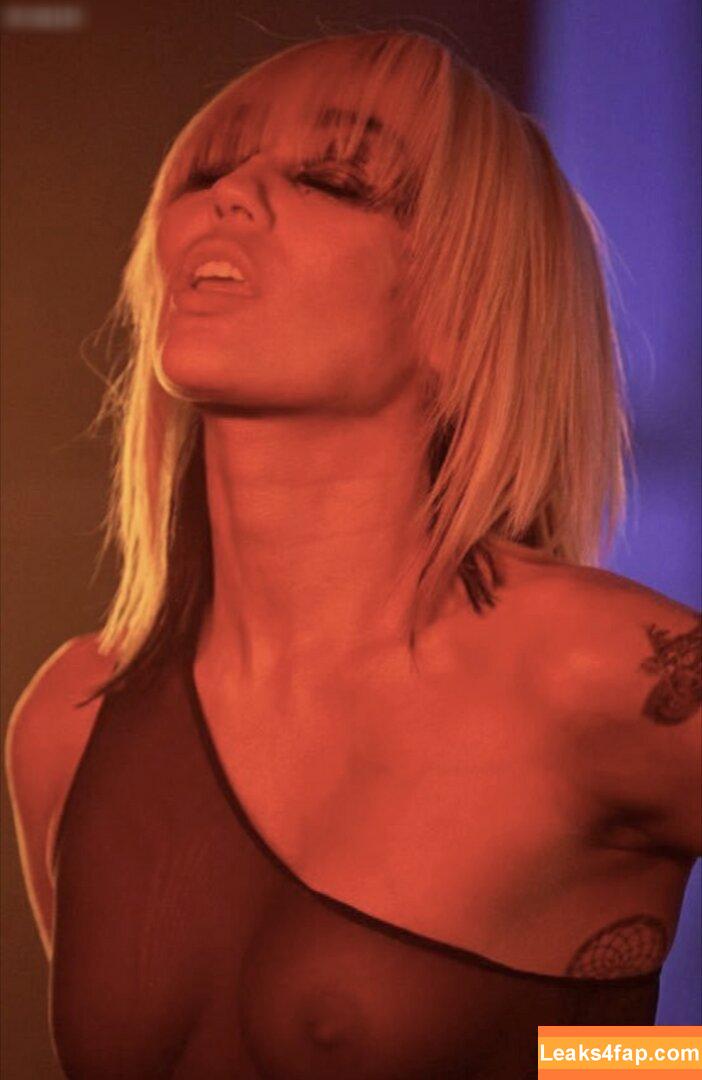 Miley Cyrus / MileyCyrus leaked photo photo #2345