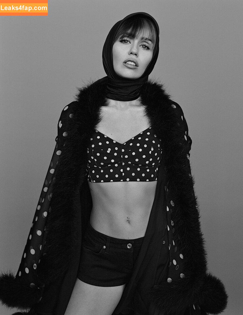 Miley Cyrus / MileyCyrus leaked photo photo #2442