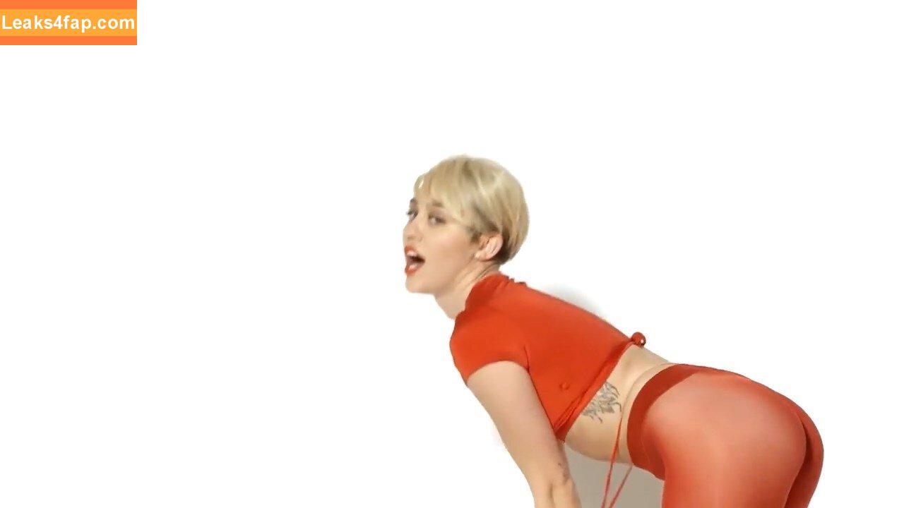 Miley Cyrus / MileyCyrus leaked photo photo #2475