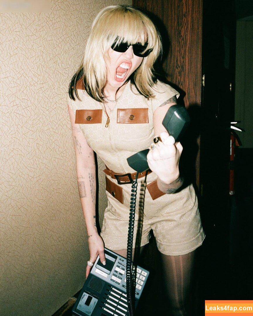 Miley Cyrus / MileyCyrus leaked photo photo #2491