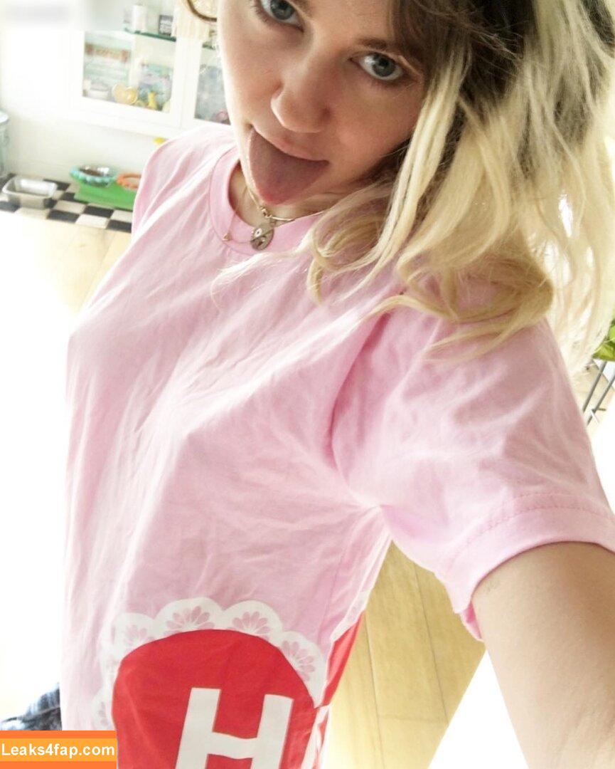 Miley Cyrus / MileyCyrus leaked photo photo #2557