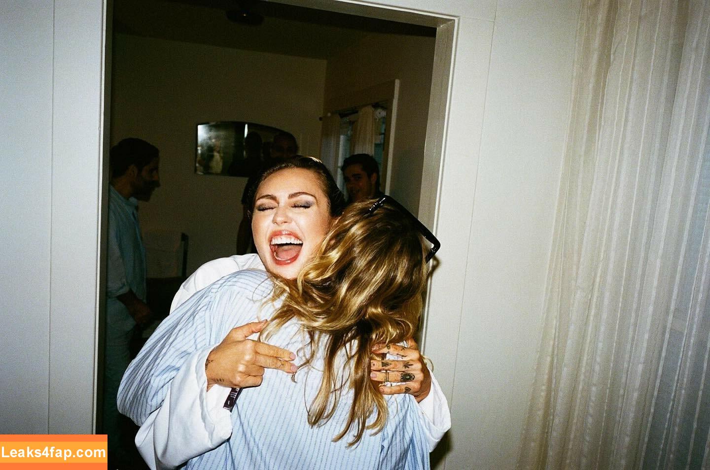 Miley Cyrus / MileyCyrus leaked photo photo #2635