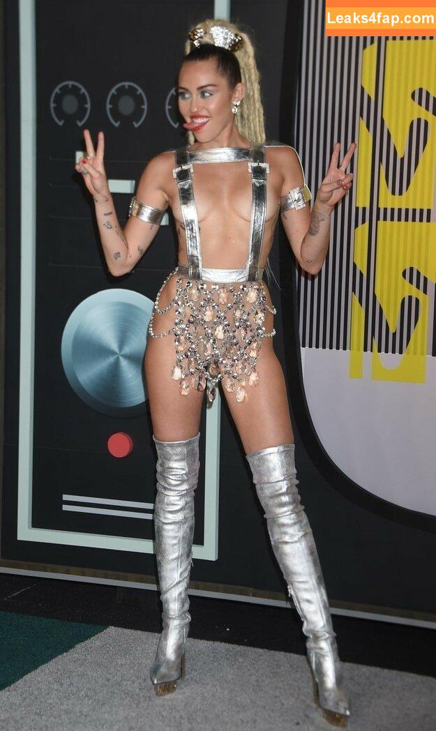 Miley Cyrus / MileyCyrus leaked photo photo #2672
