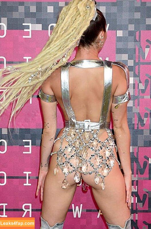 Miley Cyrus / MileyCyrus leaked photo photo #2676