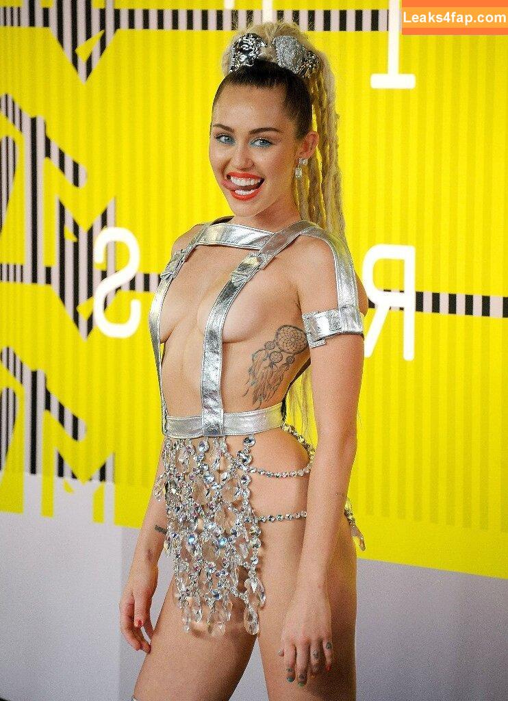 Miley Cyrus / MileyCyrus leaked photo photo #2699