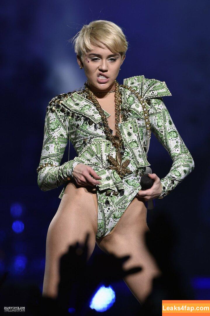Miley Cyrus / MileyCyrus leaked photo photo #2798