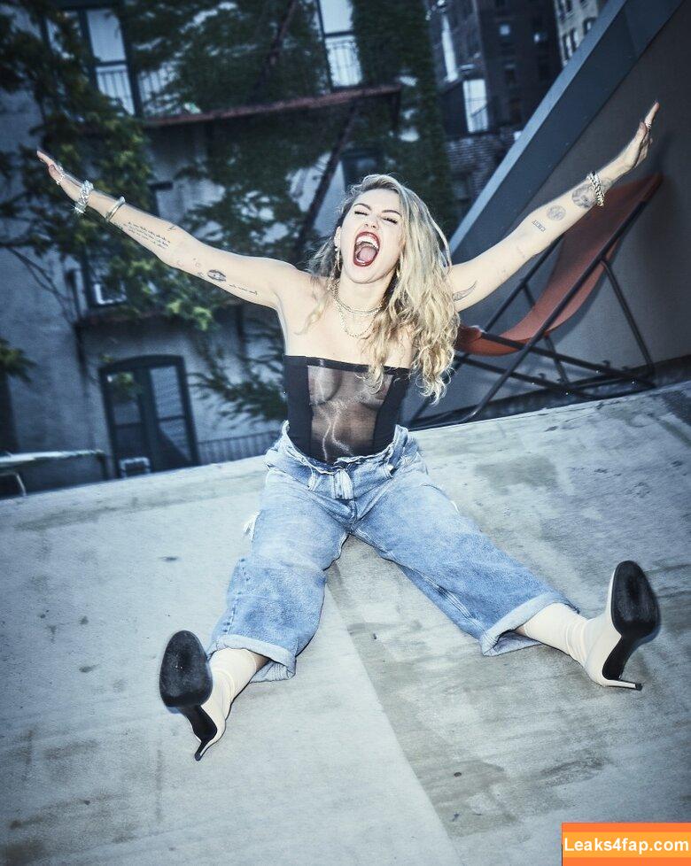 Miley Cyrus / MileyCyrus leaked photo photo #2852
