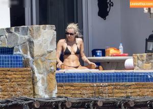 Miley Cyrus photo #2001