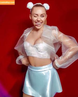 Miley Cyrus photo #2063