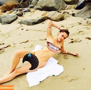 Miley Cyrus photo #2101