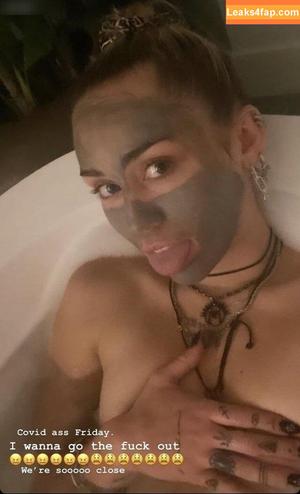 Miley Cyrus photo #2111