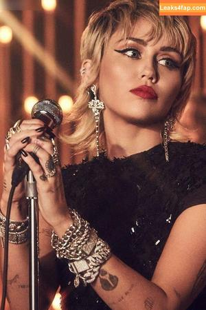 Miley Cyrus photo #2120