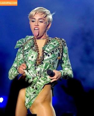 Miley Cyrus photo #2262