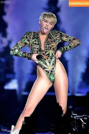 Miley Cyrus photo #2264